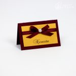 Svadobná menovka "Burgundy pearl"