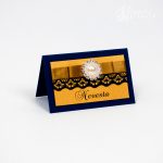 Svadobná menovka "Sen kráľovnej Navy Blue"