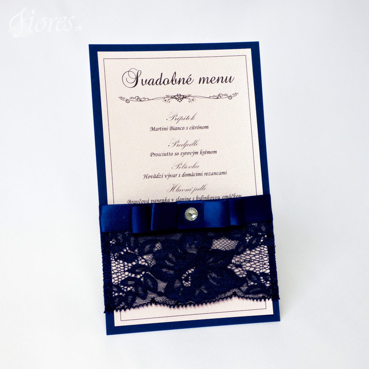 Svadobné menu “Púdrová romantika v navy blue”
