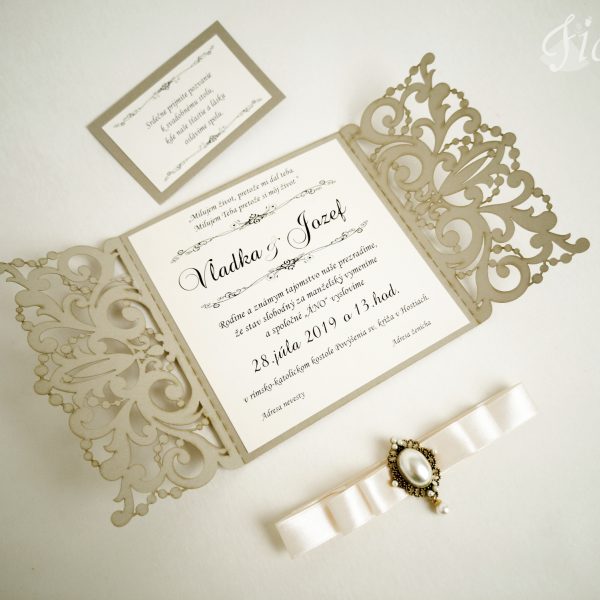 Vyrezávané svadobné oznámenie “Vanity pearl” - Otvorené