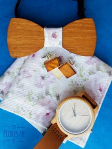 Elegantný drevený set - motýlik hodinky manžetové gombíky vreckovka